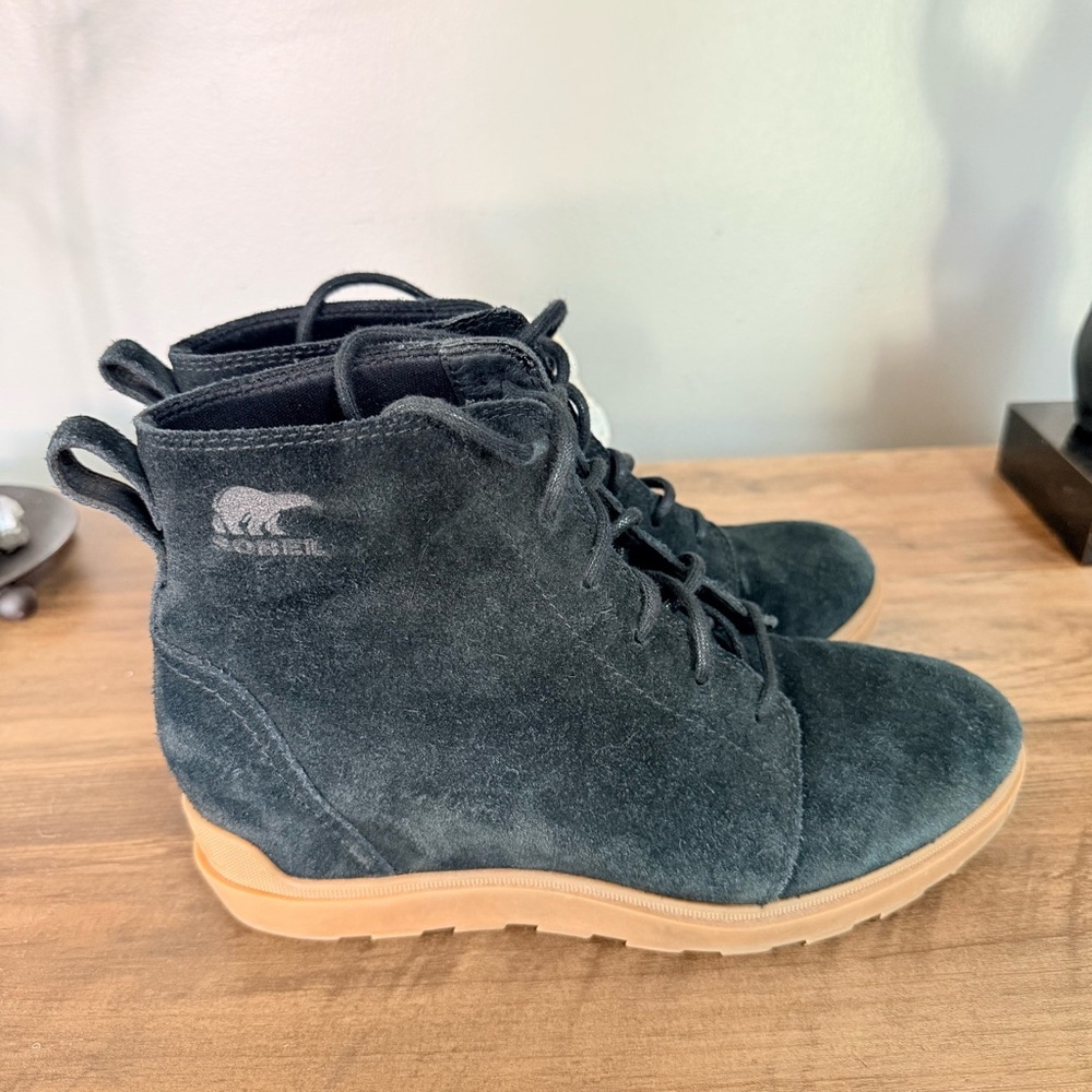 Sorel Evie ll Black Waterproof Wedge Bootie Size 8.5